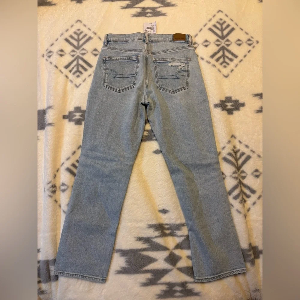 AE Stretch Super High-Waisted Ripped Ankle Straight Jean - Picture 2 of 7